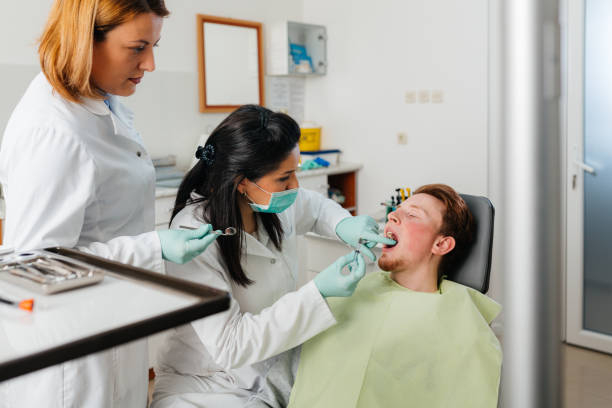 Best Broken or Cracked Tooth Emergency Dentist in Sa Loma, CA